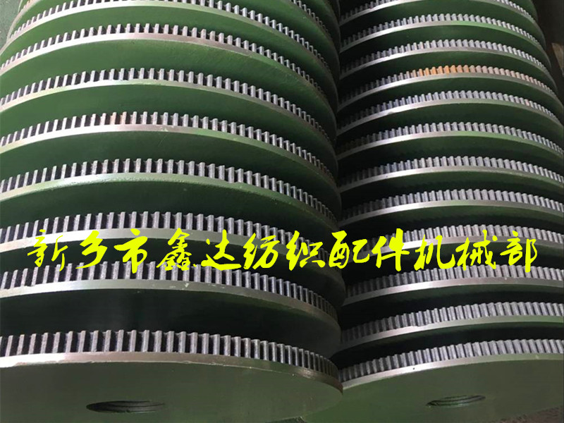 織布機螺紋盤片細節(織機經軸)